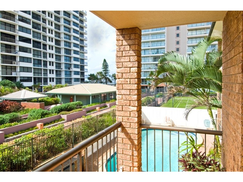 3/20A Old Burleigh Road, Surfers Paradise QLD 4217