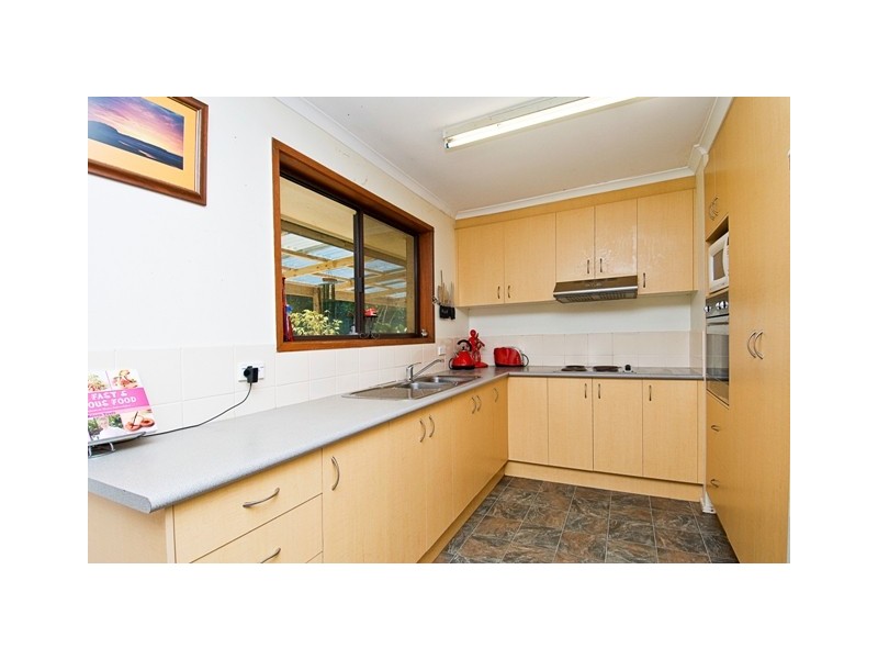 1 Warrungen Way, Ashmore QLD 4214