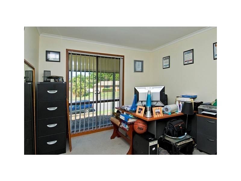 1 Warrungen Way, Ashmore QLD 4214