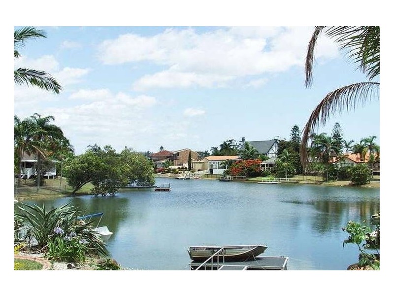 1 Huon Street, Broadbeach Waters QLD 4218