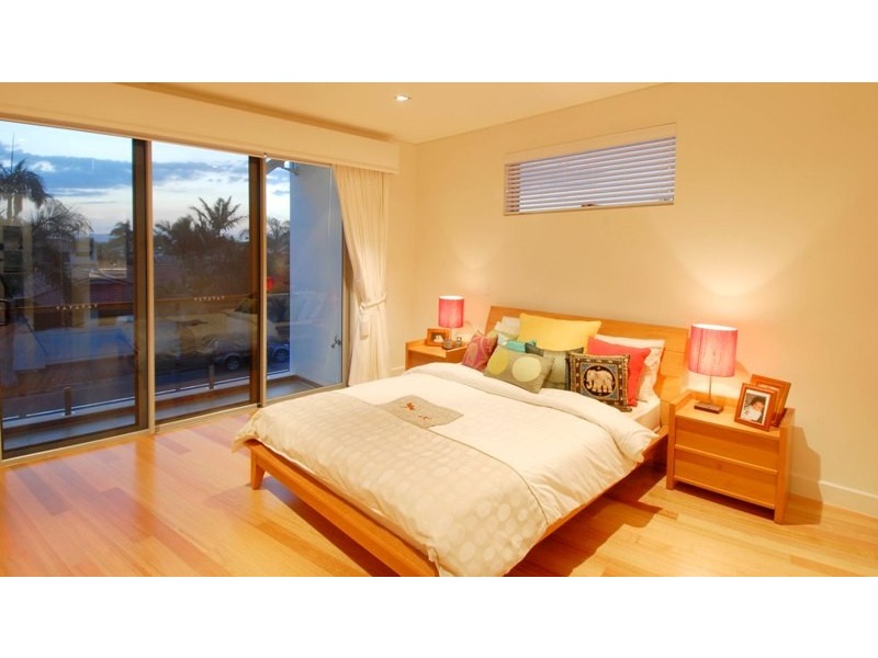 13 Neptune Court, Paradise Waters QLD 4217