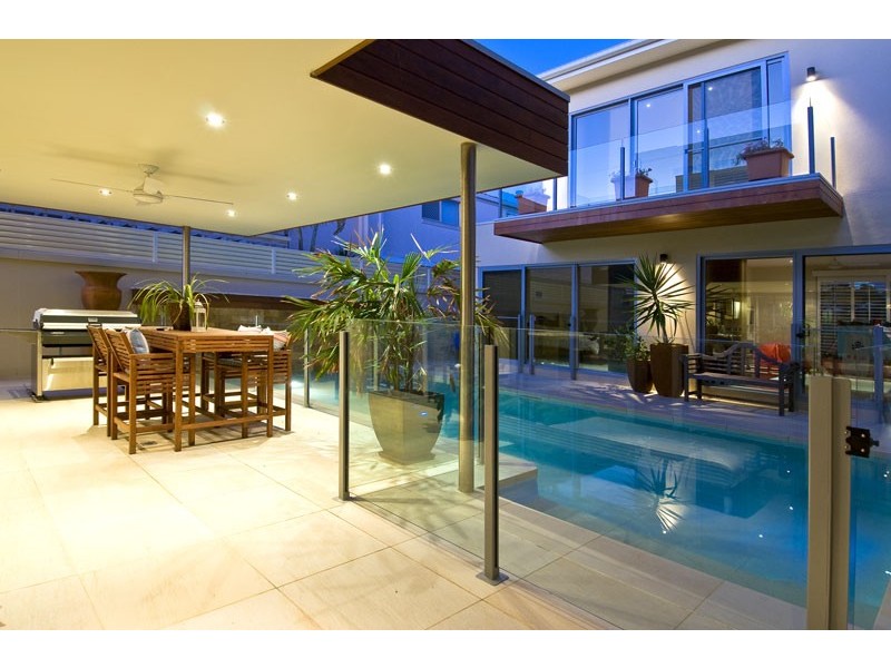 24 Norseman Court, Paradise Waters QLD 4217