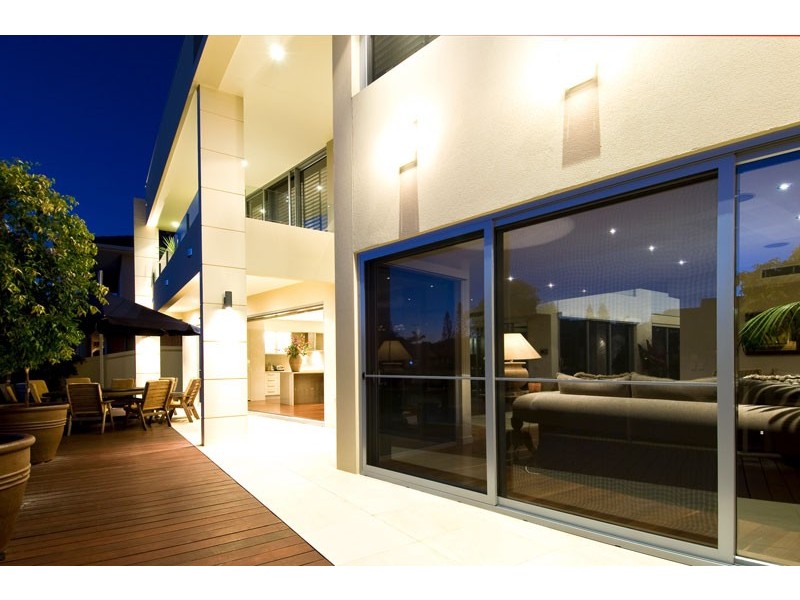 24 Norseman Court, Paradise Waters QLD 4217