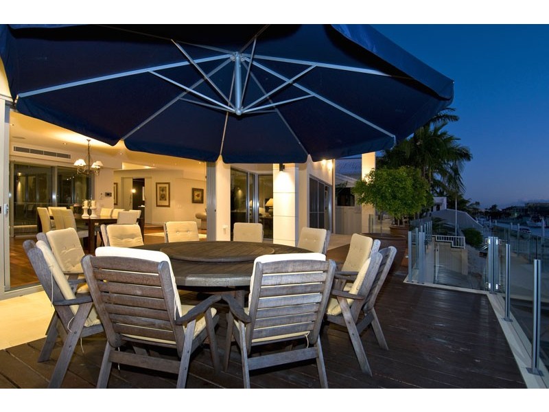 24 Norseman Court, Paradise Waters QLD 4217