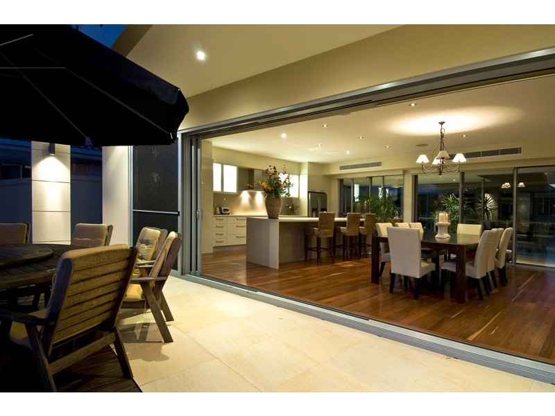 24 Norseman Court, Paradise Waters QLD 4217