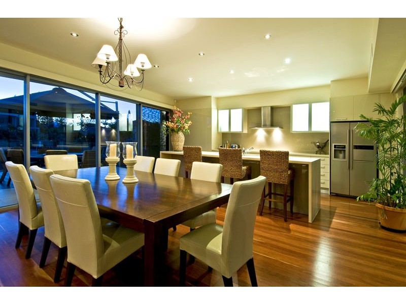 24 Norseman Court, Paradise Waters QLD 4217