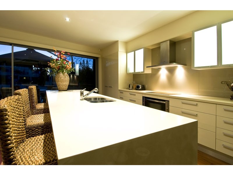 24 Norseman Court, Paradise Waters QLD 4217