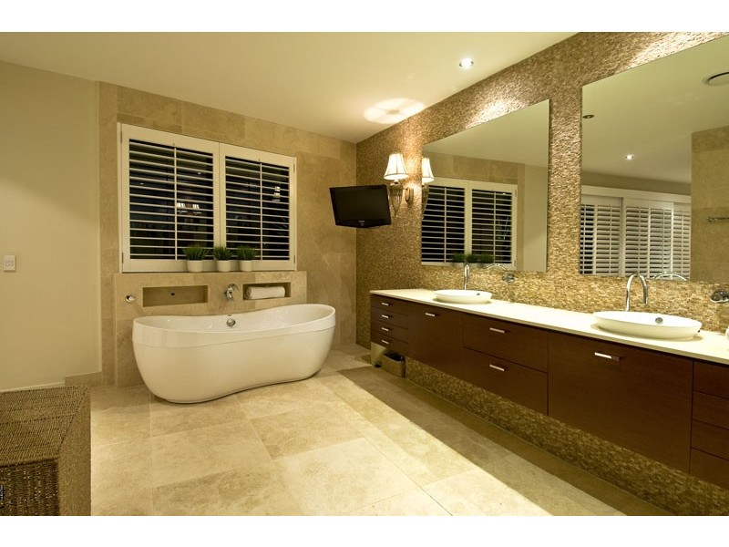 24 Norseman Court, Paradise Waters QLD 4217