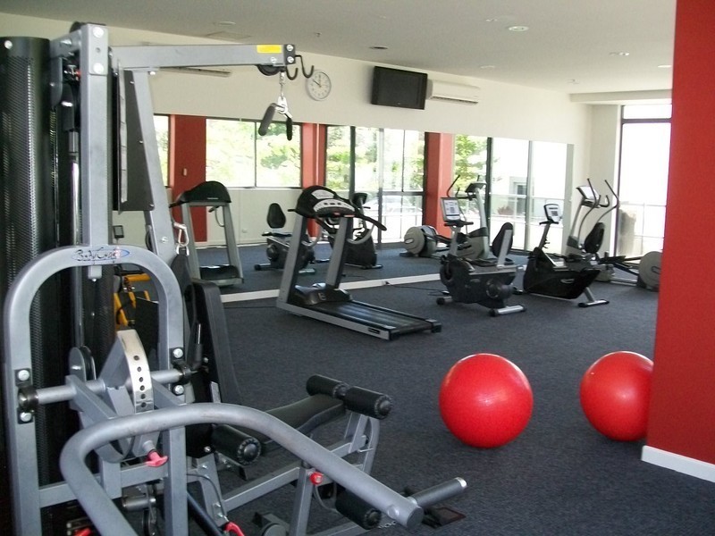 220/1 Aqua Street, Southport QLD 4215