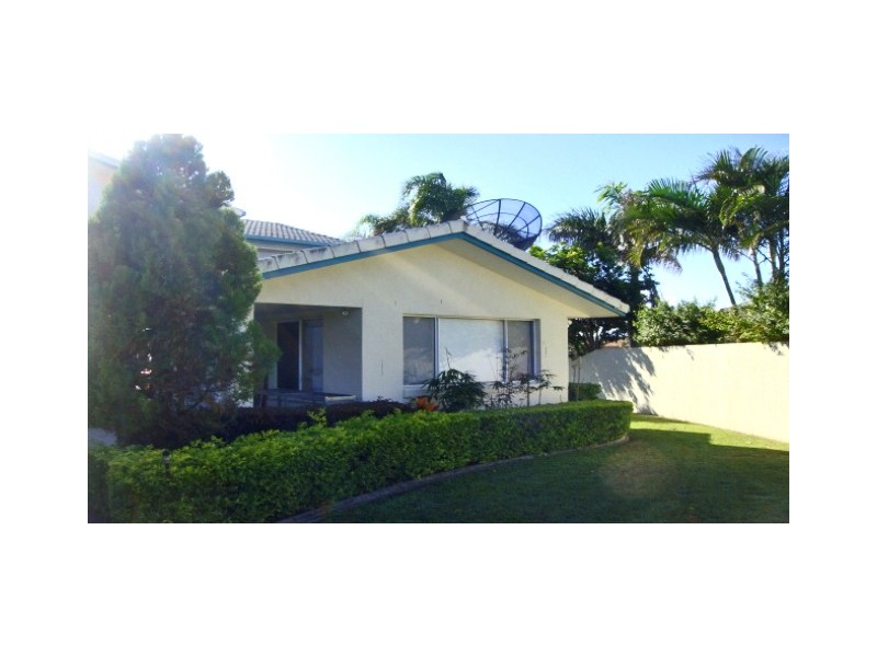 42 Allandale Ent, Mermaid Waters QLD 4218