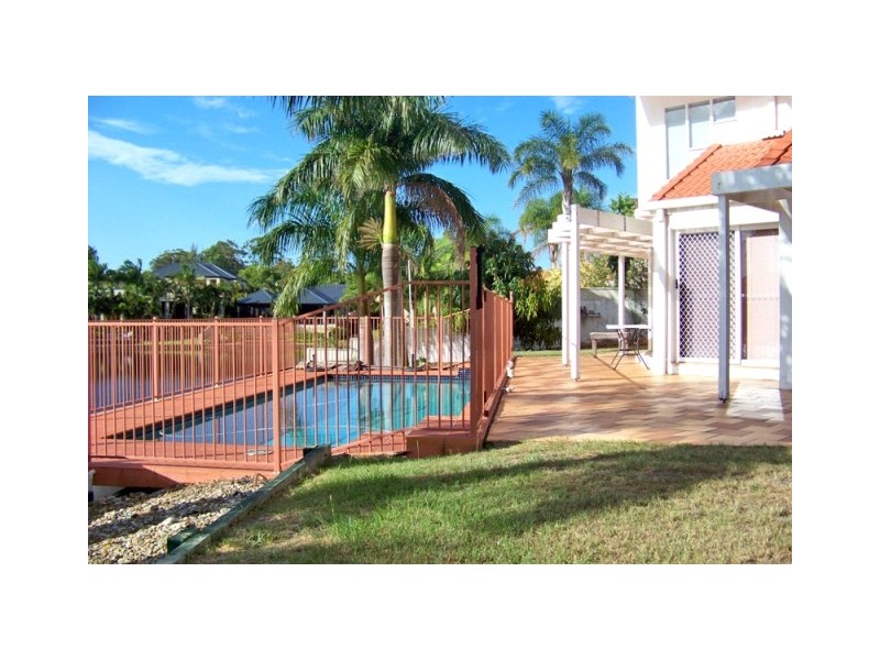 35/40 Cotlew Street East, Southport QLD 4215