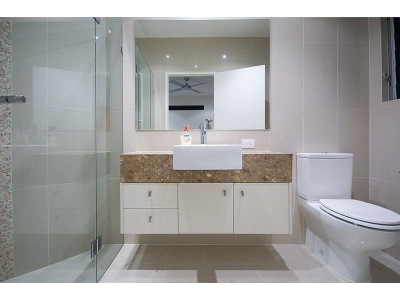 29 Royal Albert Crescent, Sovereign Islands QLD 4216