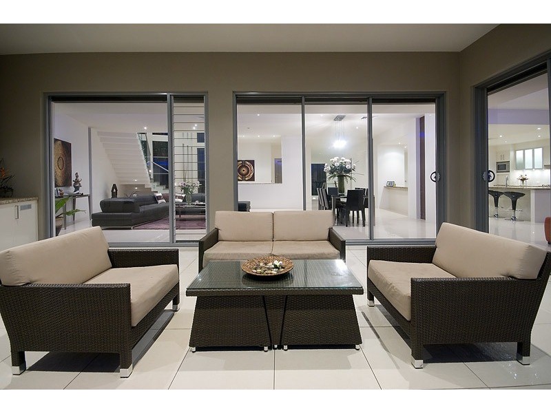 29 Royal Albert Crescent, Sovereign Islands QLD 4216