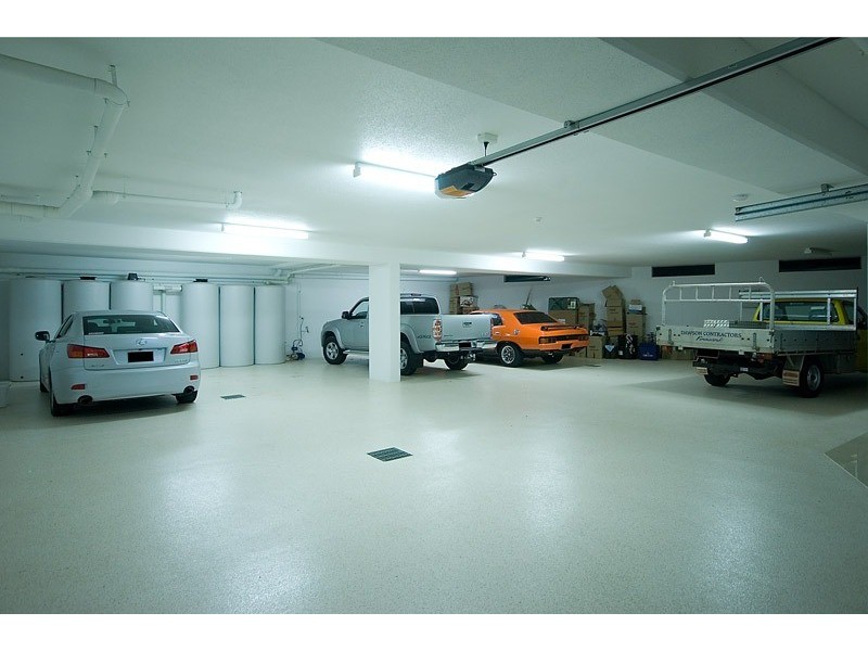 29 Royal Albert Crescent, Sovereign Islands QLD 4216