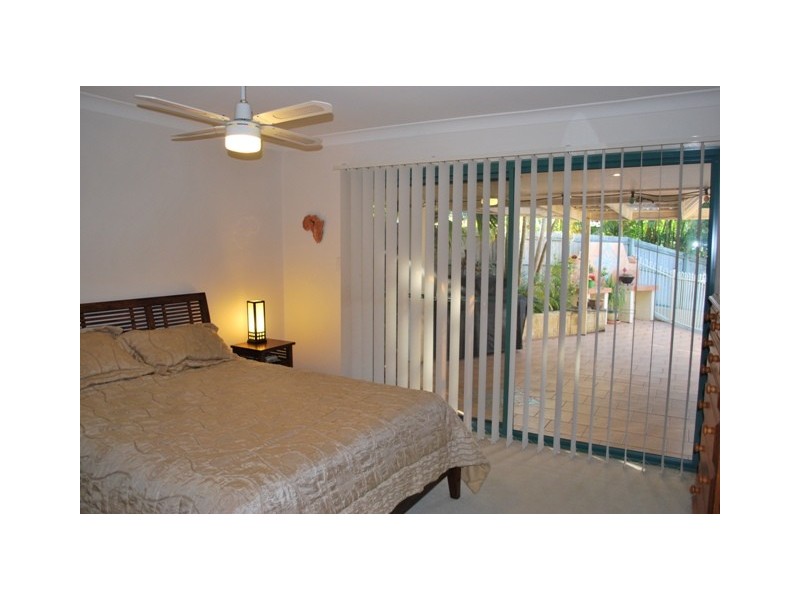 47 Desert Falls Crescent, Parkwood QLD 4214