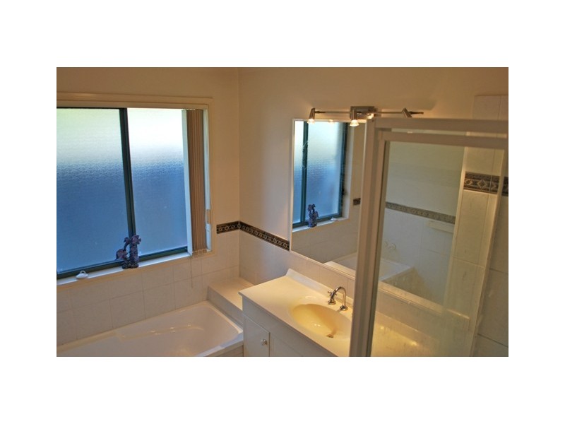 47 Desert Falls Crescent, Parkwood QLD 4214