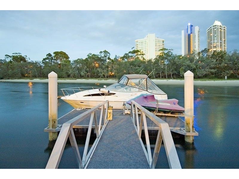 57 Commodore Drive, Paradise Waters QLD 4217