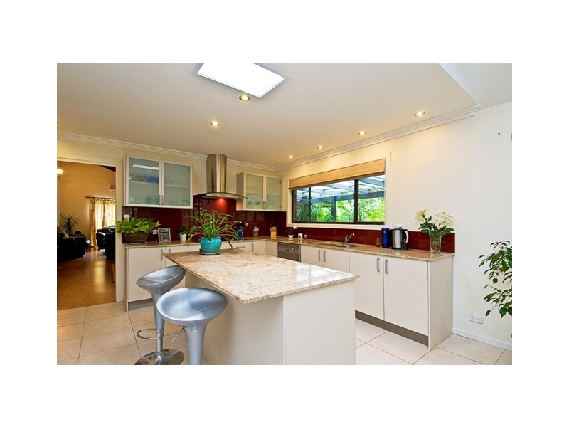 6 Mewsdale Row, Tallai QLD 4213