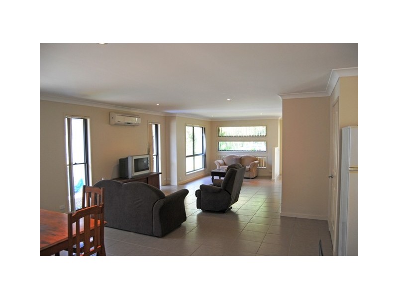 12 Wings Road, Upper Coomera QLD 4209