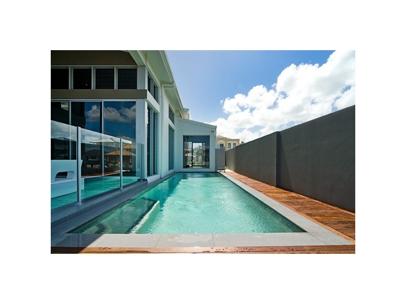29 North Quay Drive, Biggera Waters QLD 4216