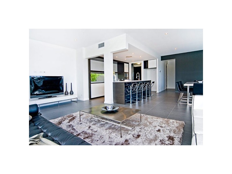 29 North Quay Drive, Biggera Waters QLD 4216