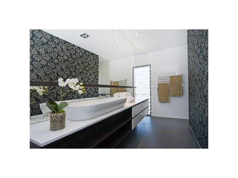 29 North Quay Drive, Biggera Waters QLD 4216