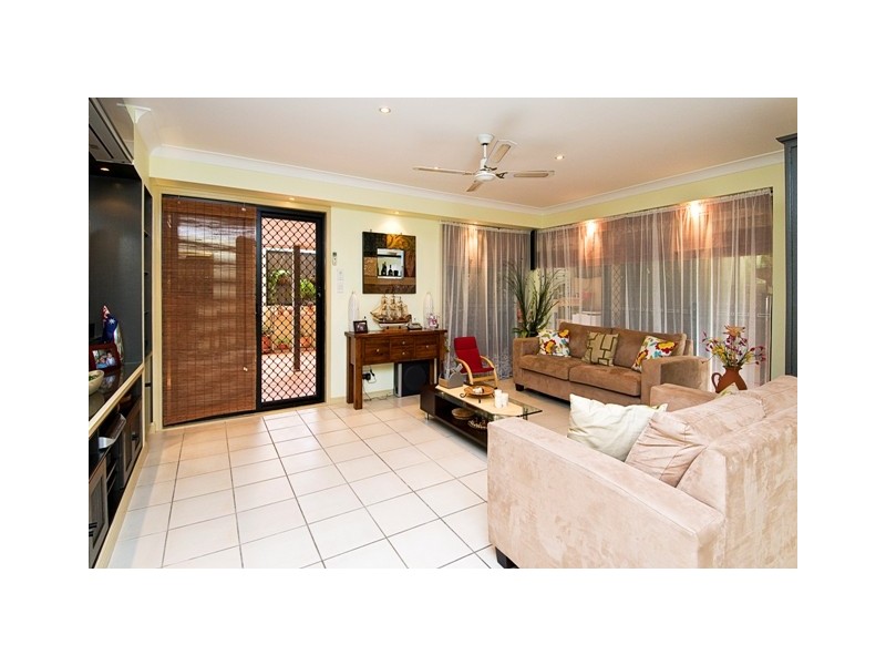 103 Christina Ryan Way, Arundel QLD 4214