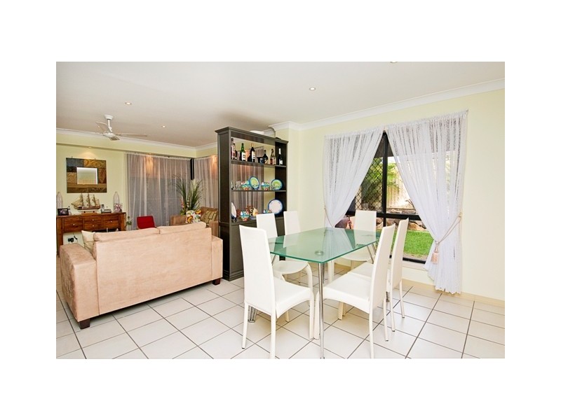 103 Christina Ryan Way, Arundel QLD 4214