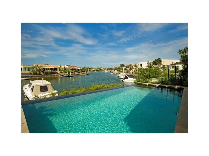 Hope Island QLD 4212