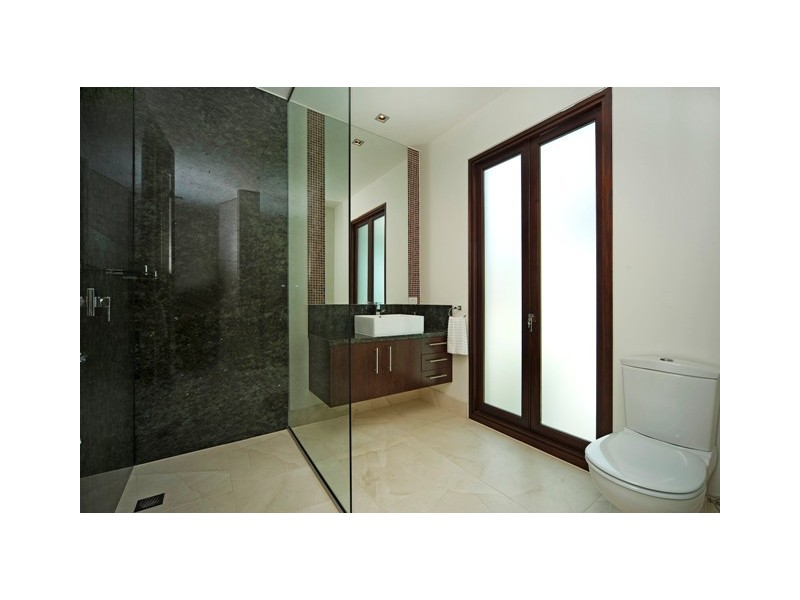 Hope Island QLD 4212