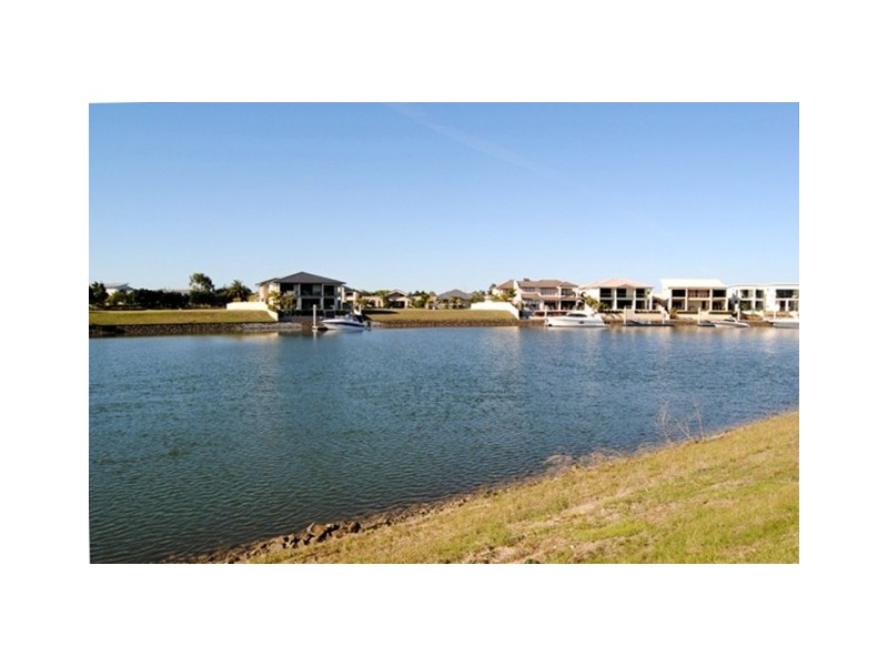 1009 Edgecliff Drive, Hope Island QLD 4212