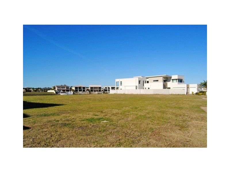 1009 Edgecliff Drive, Hope Island QLD 4212