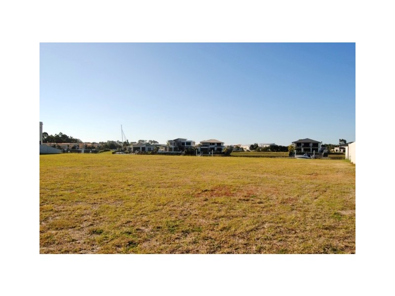 1009 Edgecliff Drive, Hope Island QLD 4212
