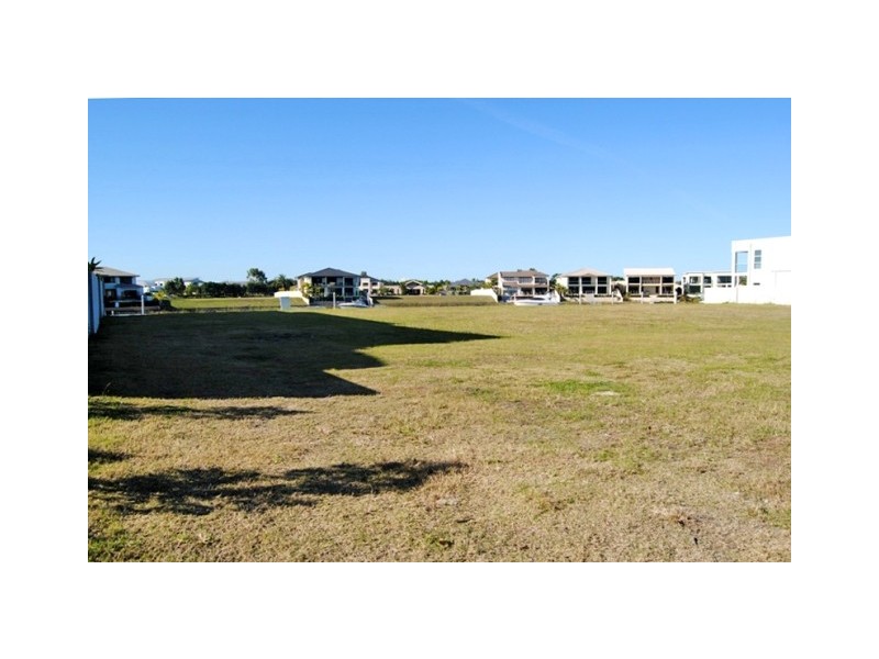 1009 Edgecliff Drive, Hope Island QLD 4212