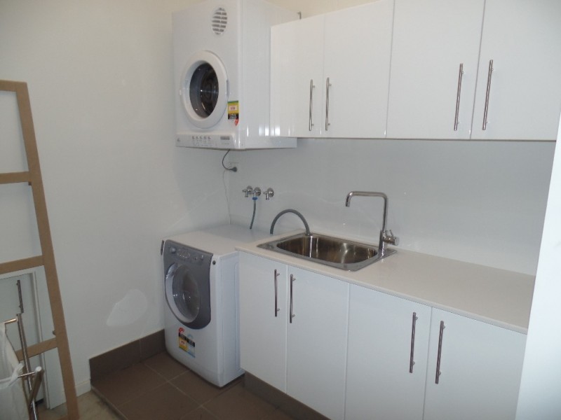 15 Cascade Circuit, Albion Park NSW 2527