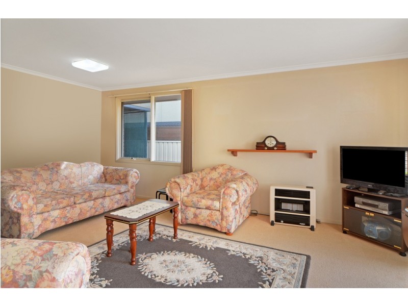 50 Loftus Drive, Barrack Heights NSW 2528