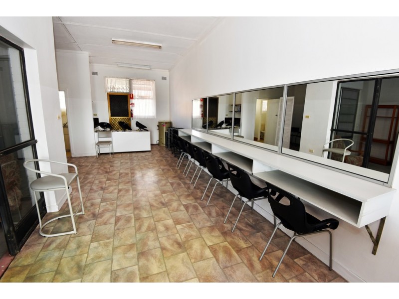 32 Queen Street, Lake Illawarra NSW 2528