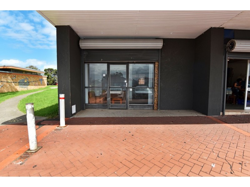 32 Queen Street, Lake Illawarra NSW 2528