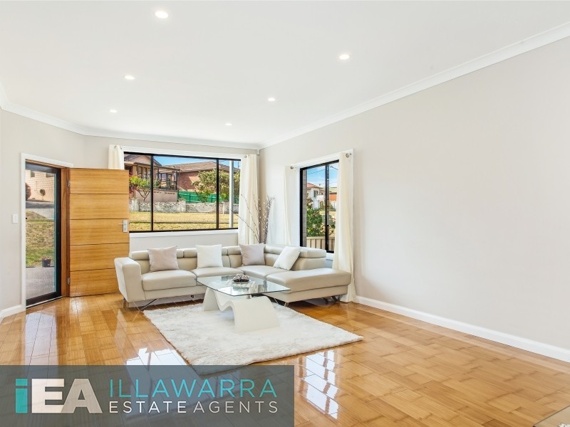 9 Third Avenue North, Warrawong NSW 2502