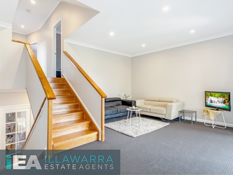 9 Third Avenue North, Warrawong NSW 2502