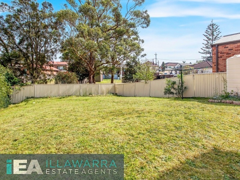 9 Third Avenue North, Warrawong NSW 2502