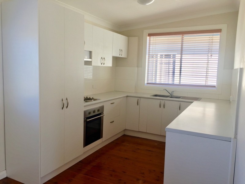 99 Reddall Parade, Lake Illawarra NSW 2528