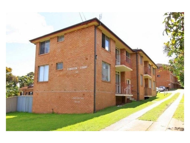 2/142 Gladstone Avenue, Coniston NSW 2500