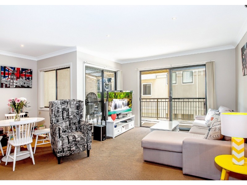 6/21 Woodlawn Avenue, Mangerton NSW 2500