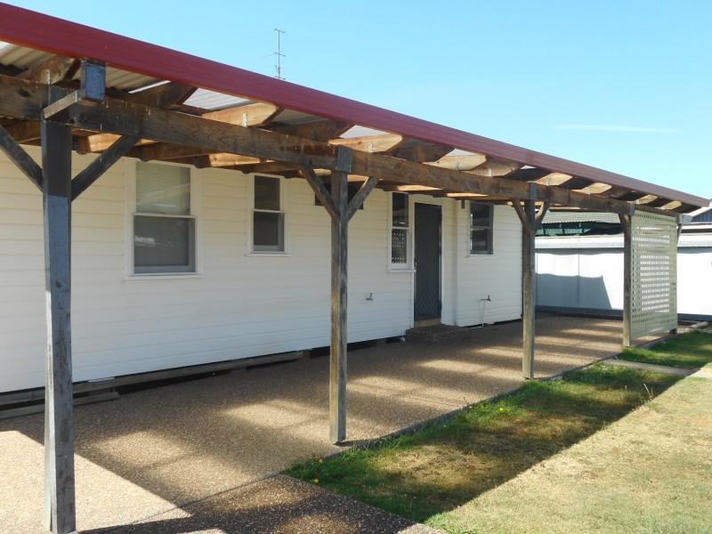 31 Madigan Boulevarde, Mount Warrigal NSW 2528