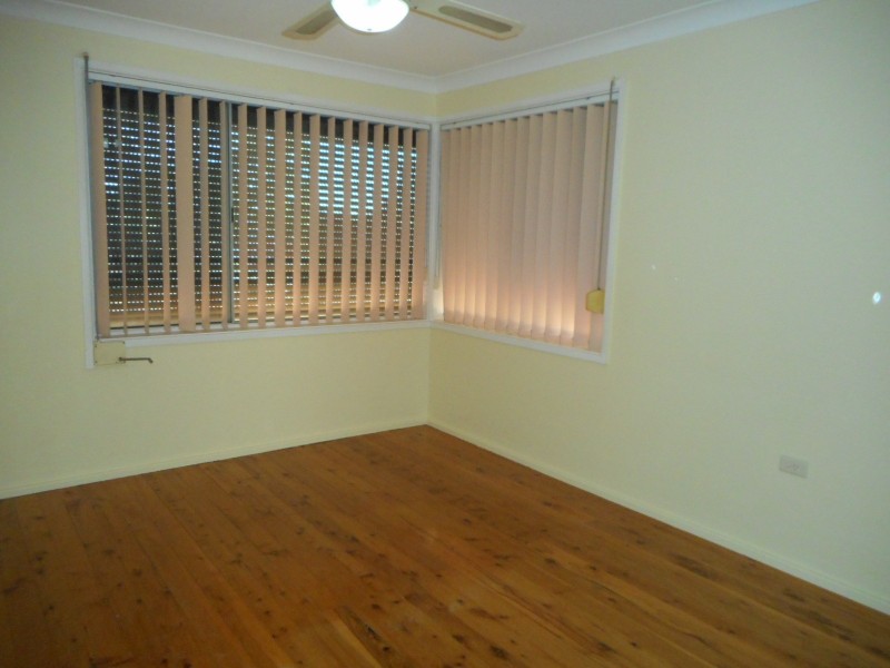 131 Lake Entrance Road, Barrack Heights NSW 2528
