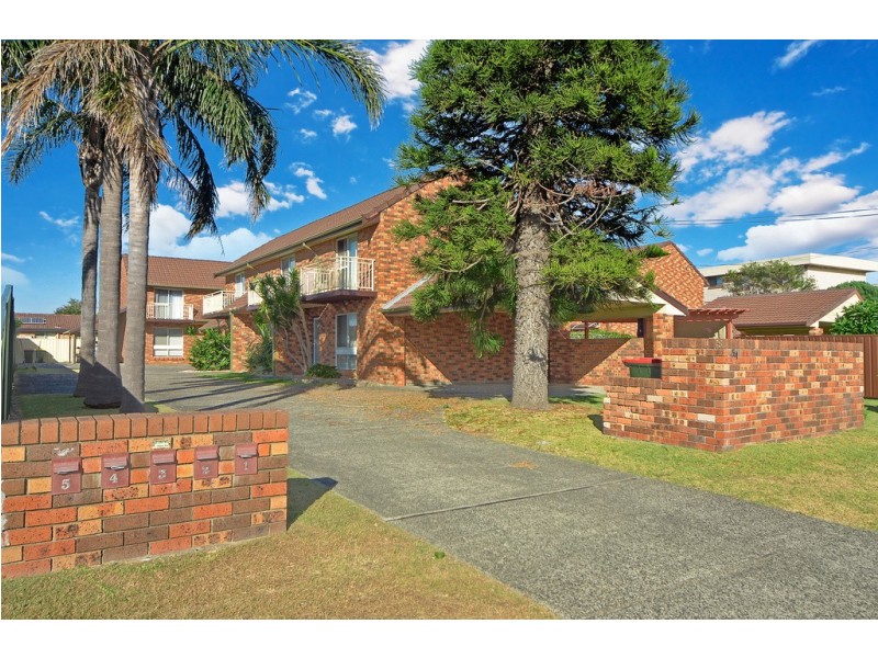 1/54 Peterborough Avenue, Lake Illawarra NSW 2528