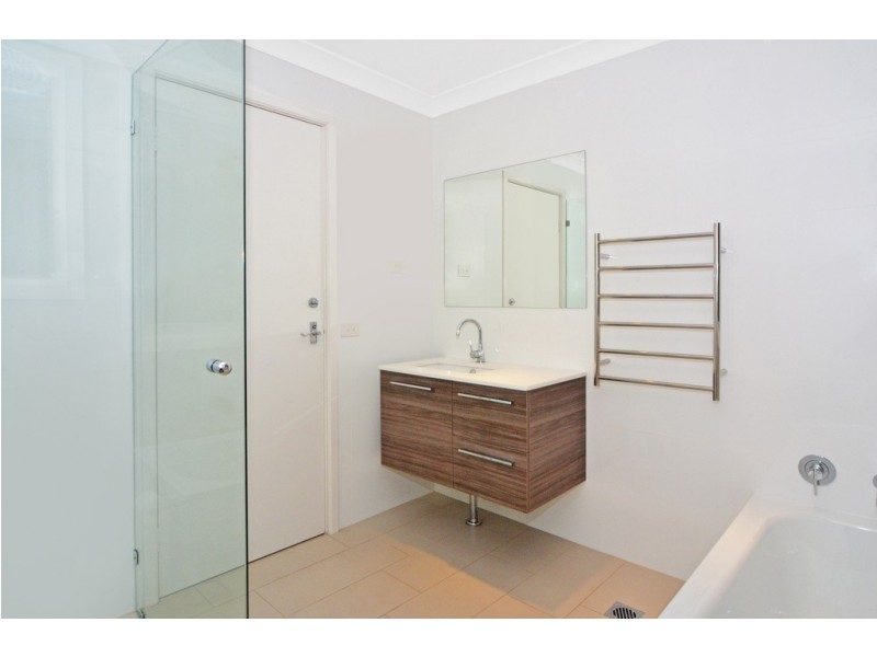 14 Moras Place, Lake Illawarra NSW 2528