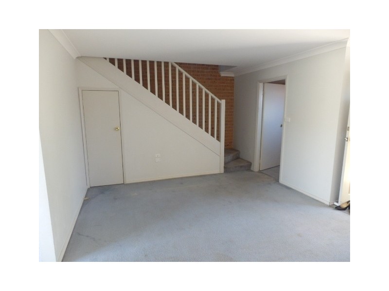 4/24-26 Kowari Crecent, Blackbutt NSW 2529