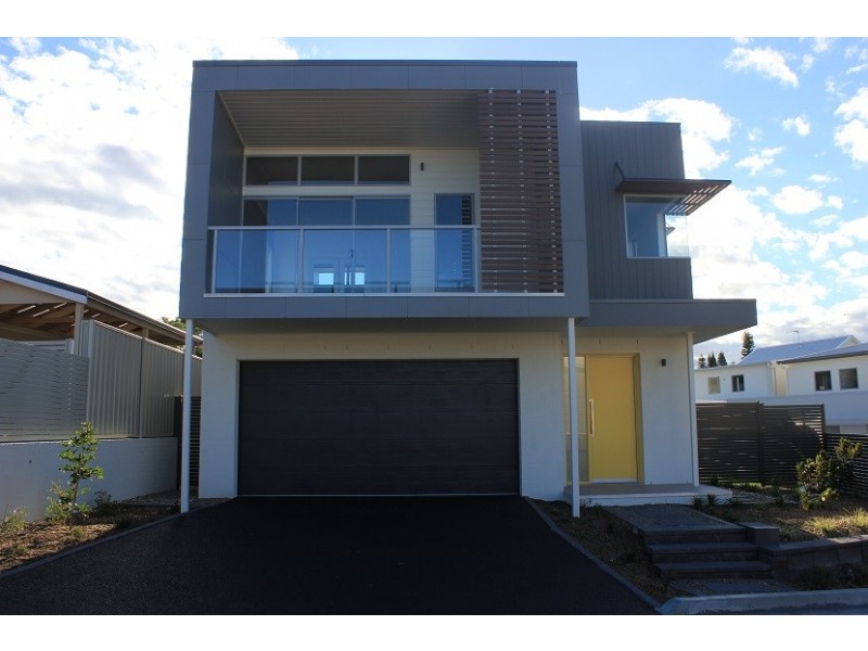19a Lord Howe Avenue, Shell Cove NSW 2529